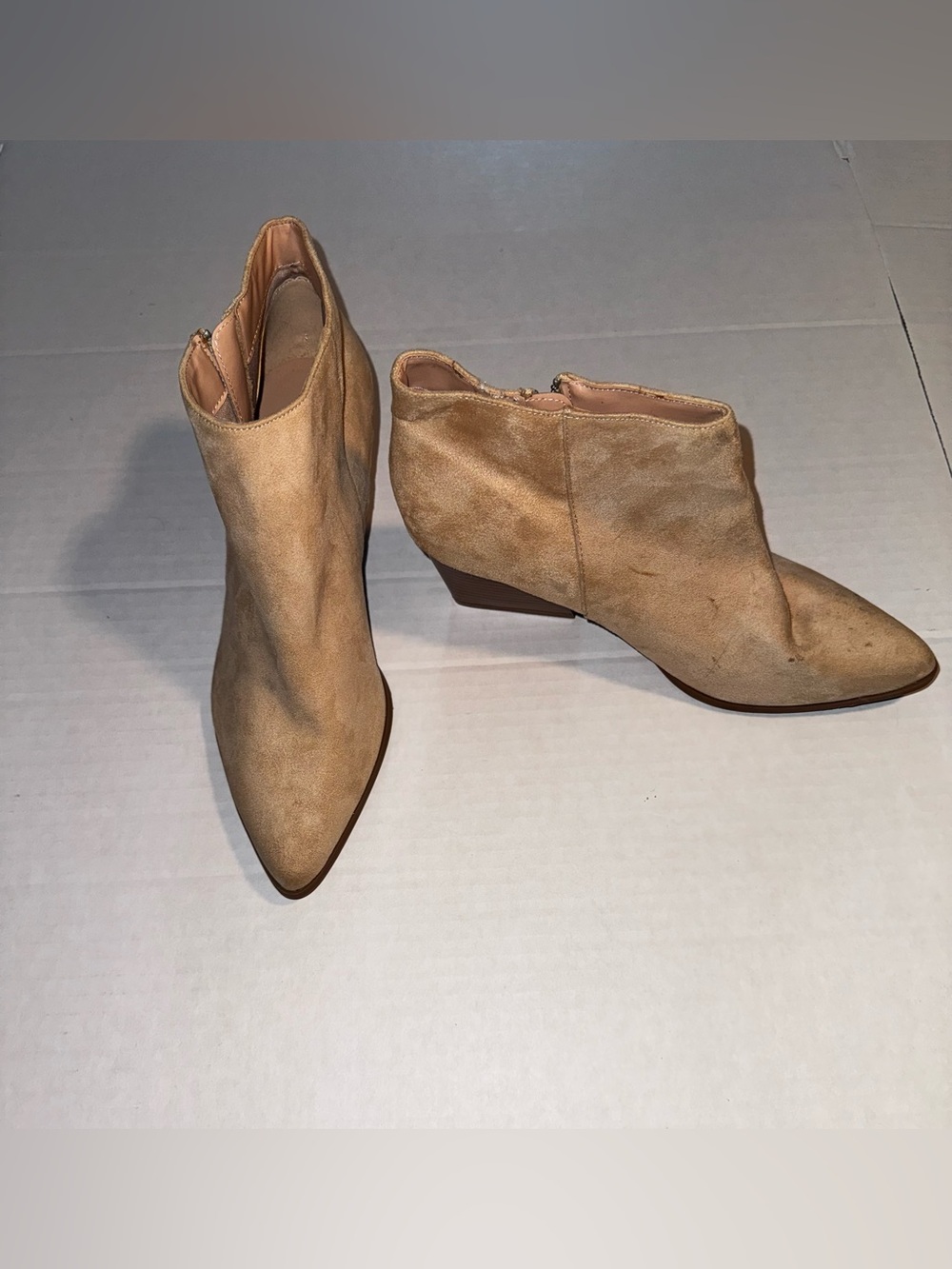 Women's Tan Suede Pointed Ankle Boots